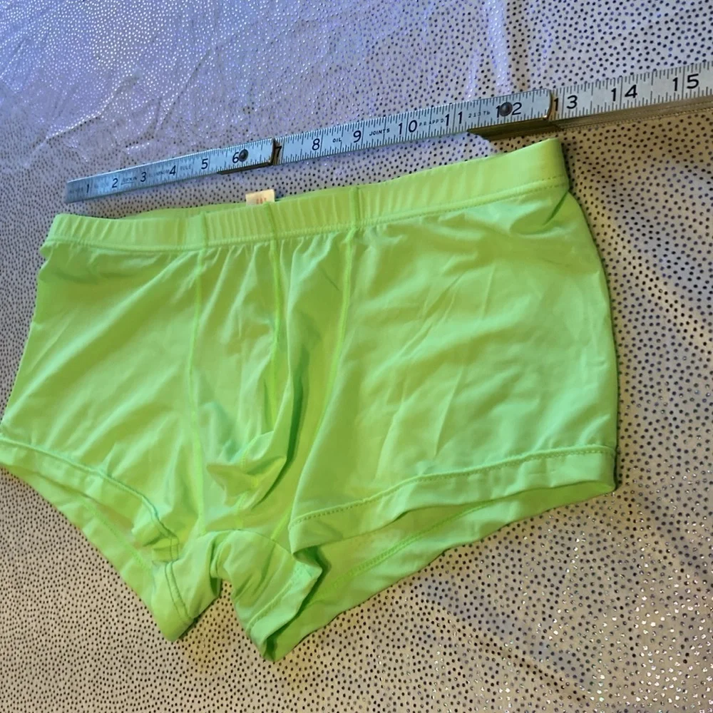 Men’s boxer briefs green in excellent condition size L unbranded